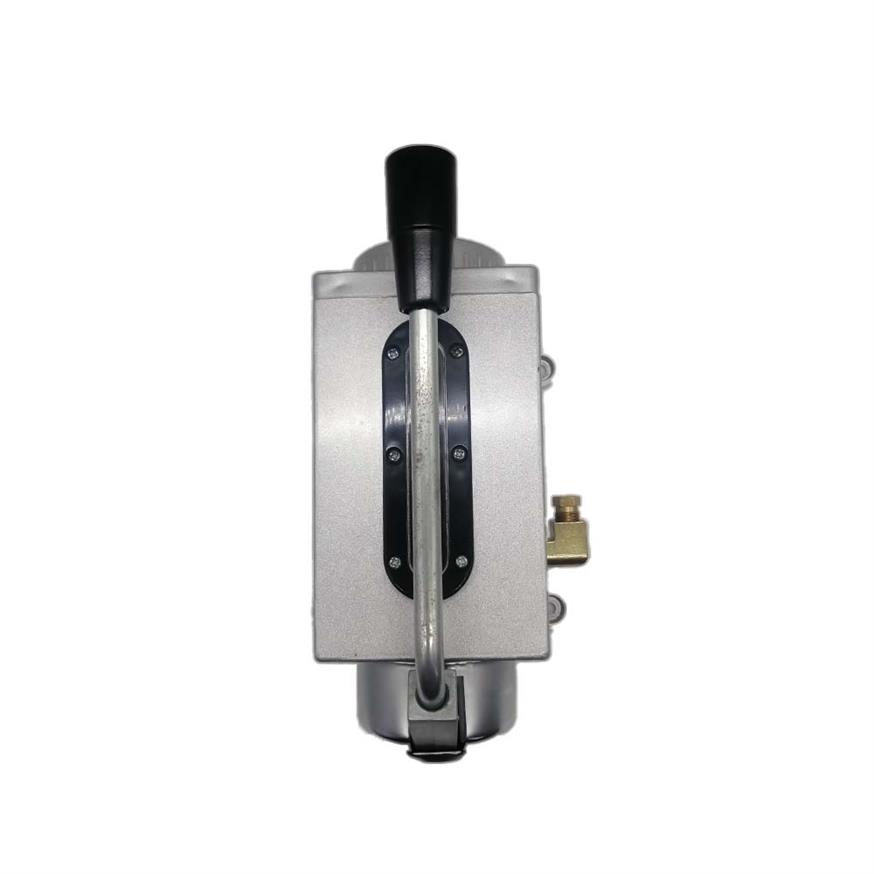 مضخة تزيت يدوية